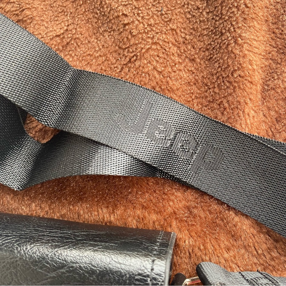 Sling bag for Men - Picture 6 of 17